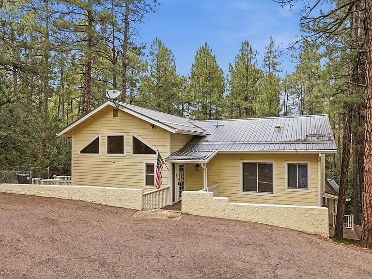 6870 W Robbin Ln photo 3