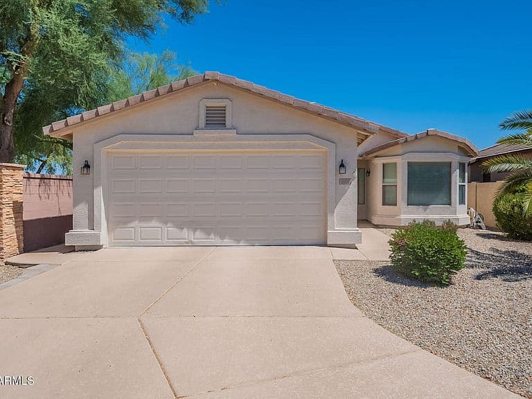 3004 E FIRESTONE Drive photo 1