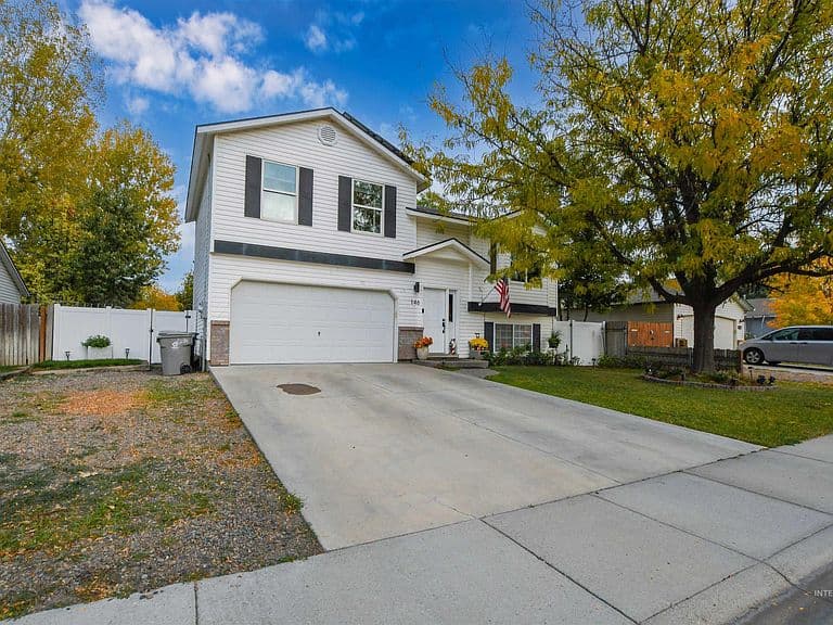 146 N Sagehen St photo 1