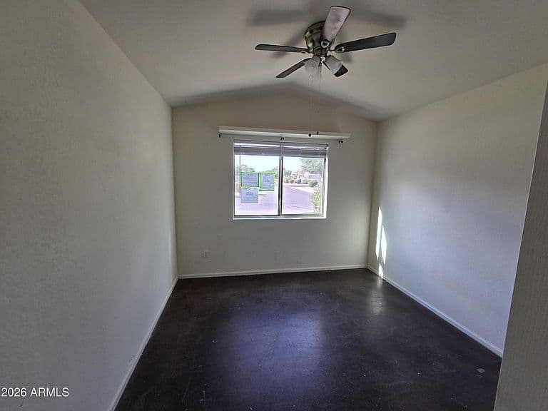 775 E LESLIE Avenue photo 2