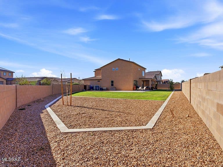 7352 S Via Plaza Del Maya photo 3