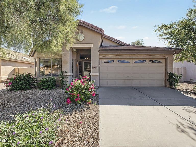 8729 E ONZA Avenue photo 2