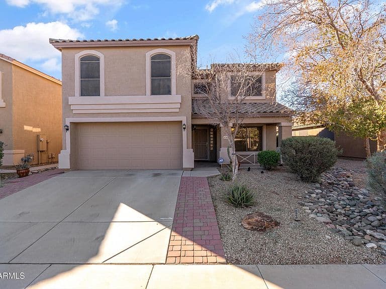 43813 W Rio Lobo Drive photo 2