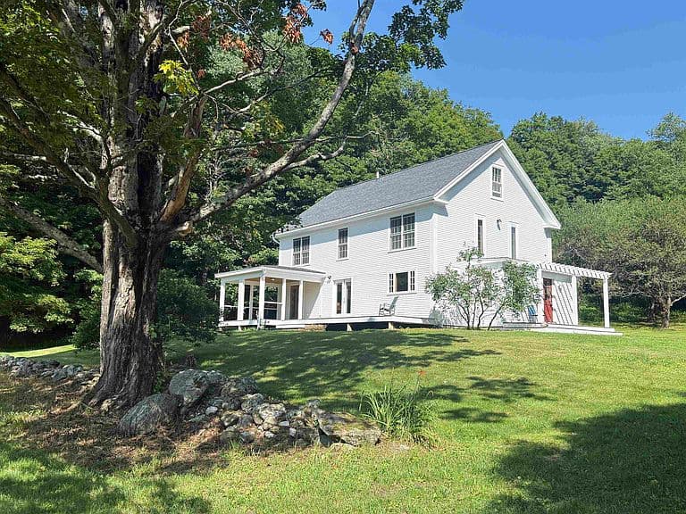 31 South Hollow Road photo 1