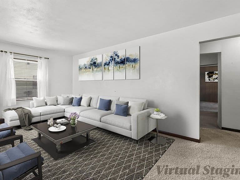709 N Leadale Ave photo 4