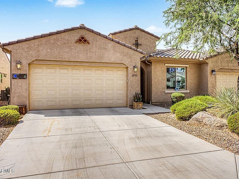 4541 W HANNA Drive photo 3