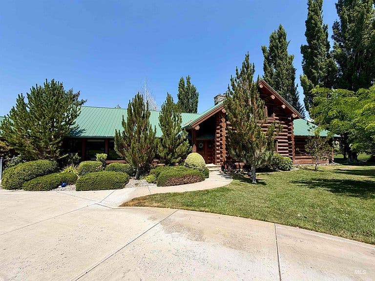 4139 Creekview Dr photo 5