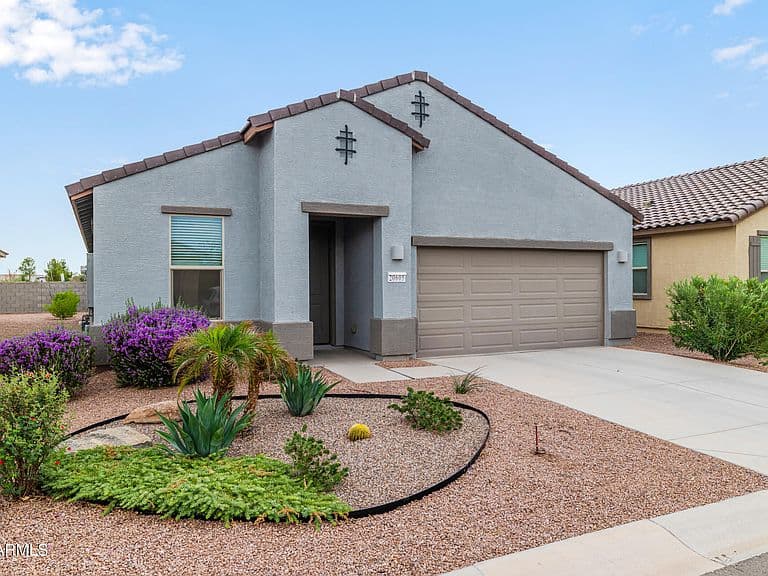 20605 N CANDLELIGHT Road photo 1
