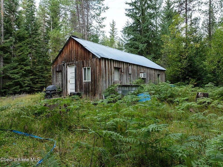 2225 Mud Gulch Rd photo 3