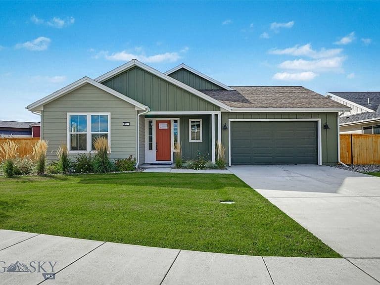 1510 Cyril Way photo 2