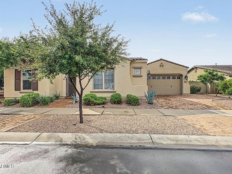 10713 E DIFFRACTION Avenue photo 3