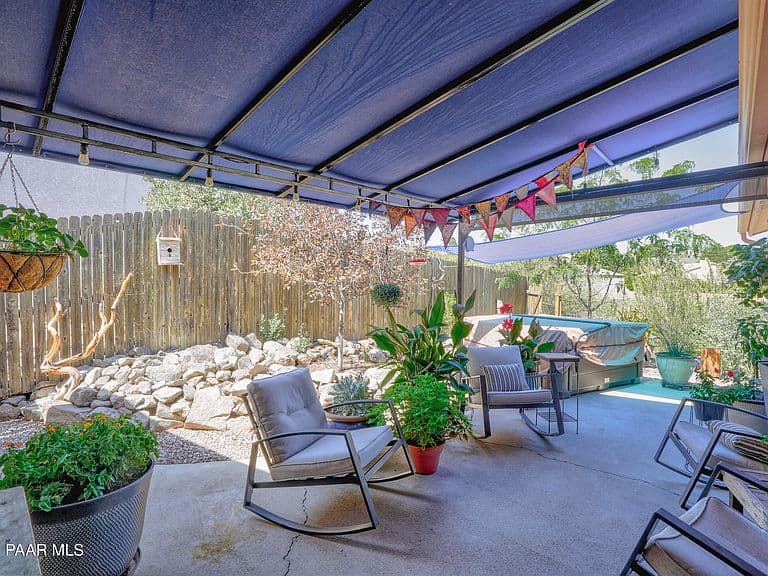 1813 Reading Ln photo 4