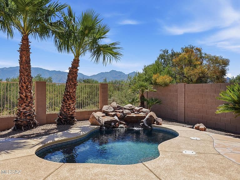 13520 N Atalaya Way photo 1