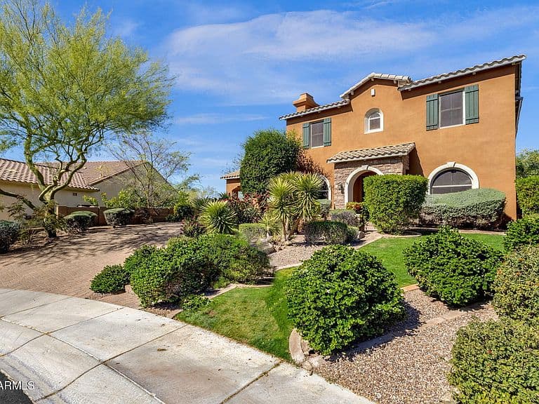 5228 E BARWICK Drive photo 4