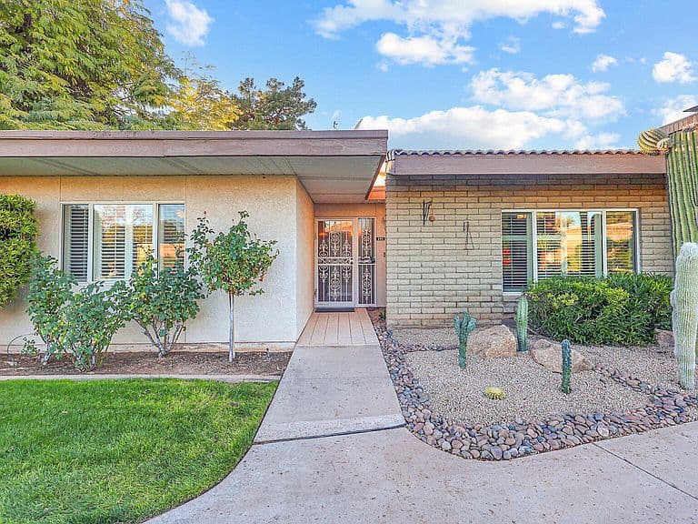 4800 N 68th St Unit 285 photo 1