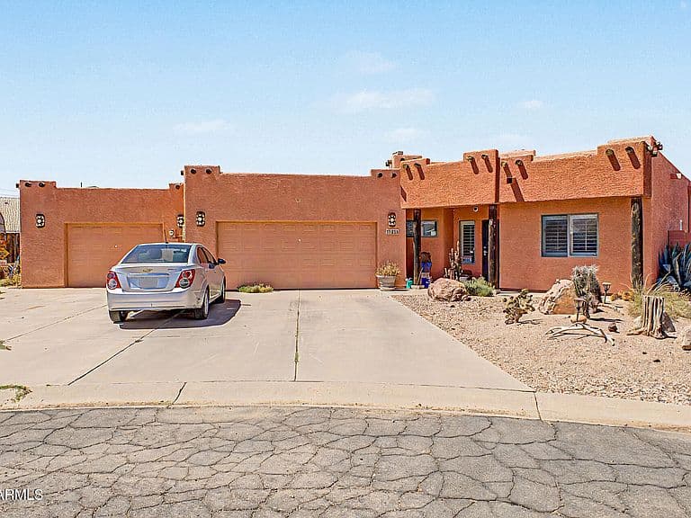 11036 W MALIBU Circle photo 2