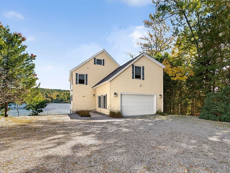 536 Whitney Road photo 5