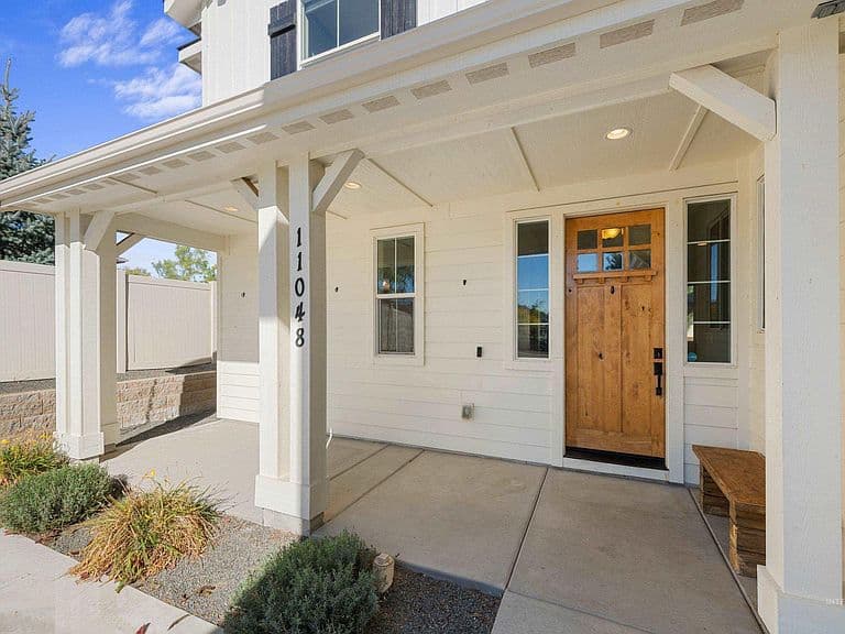 11048 W Victoria Dr photo 4