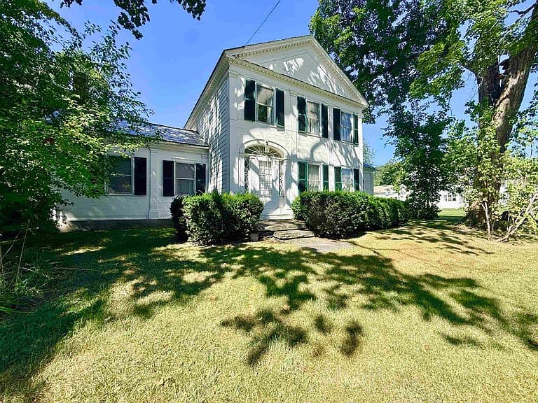 1441 East Main Street photo 1