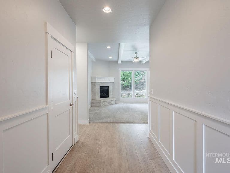 3845 S Cannon Way photo 4
