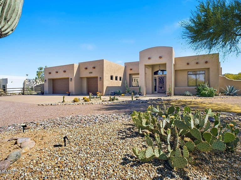 13919 E QUAIL TRACK Road photo 3