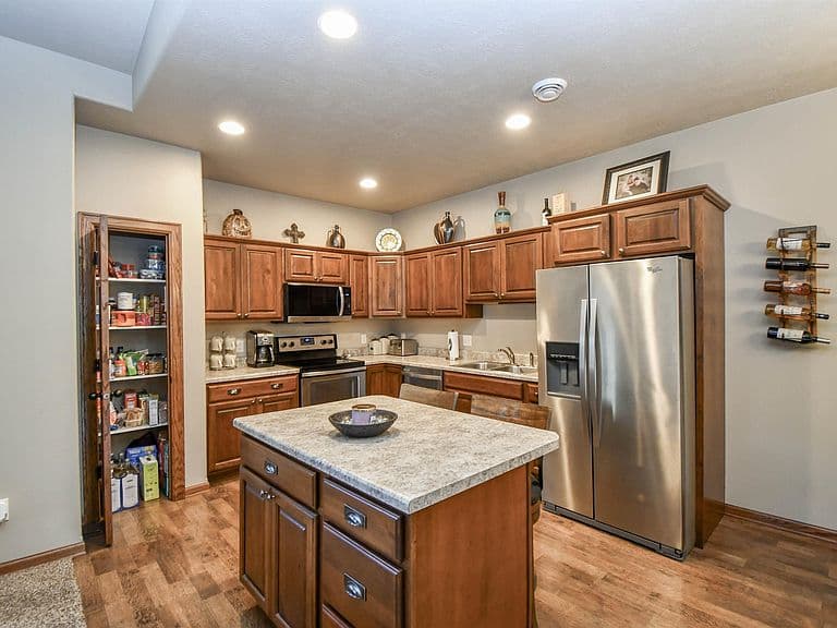 4331 W Shipton St photo 5