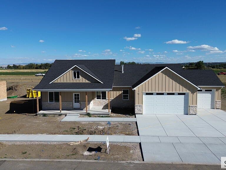 1166 Castle Pines Rd photo 1
