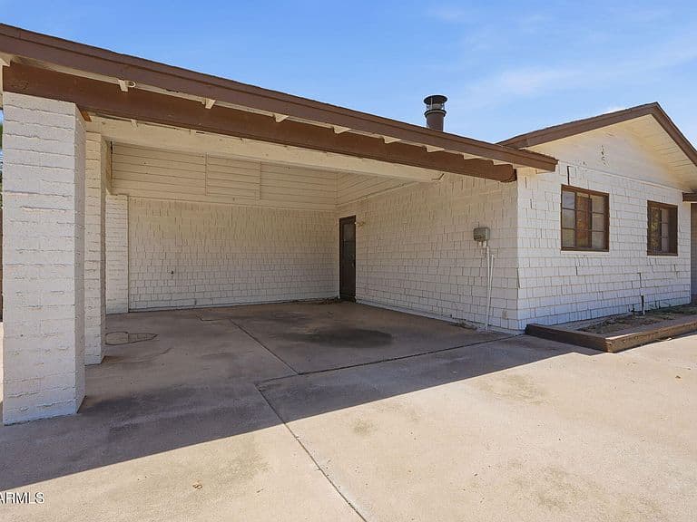 5517 E AVALON Drive photo 5