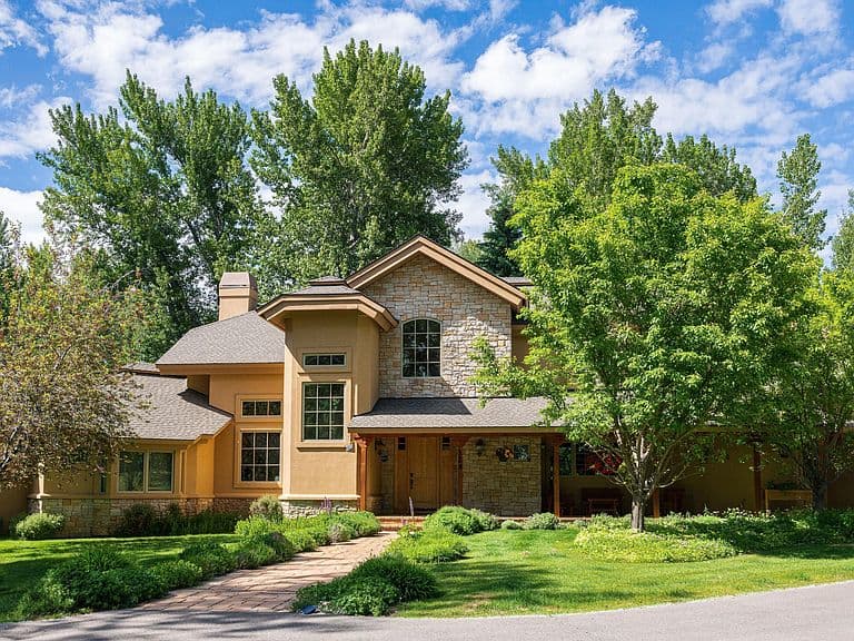 124 Deer Valley Ln photo 1