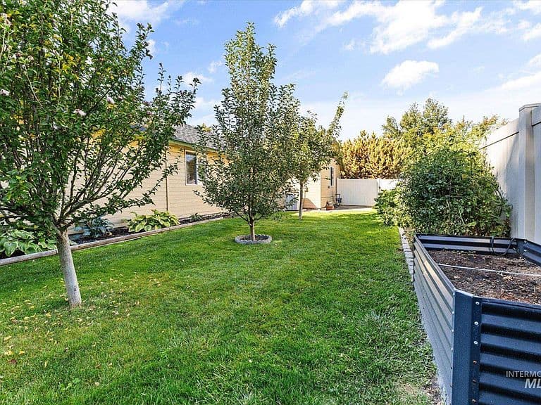 4986 N Edenburgh Way photo 4