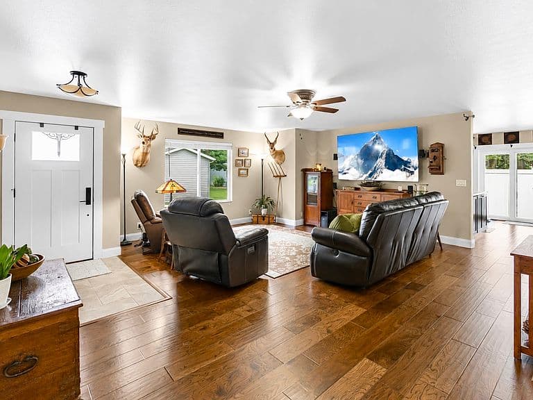 132 Sunburst Ct photo 2
