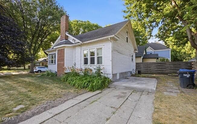 403 14th St S photo 2