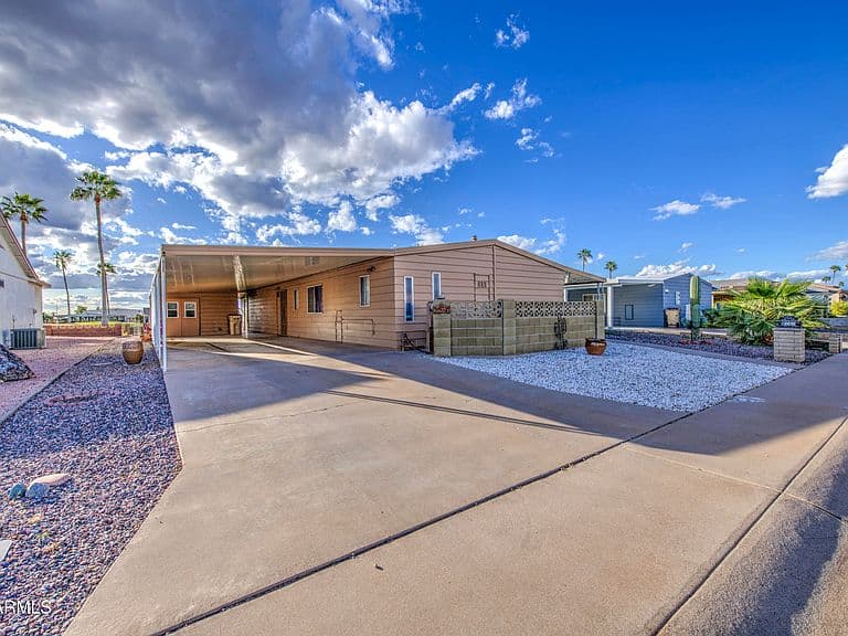 2246 N Nicklaus Dr photo 2