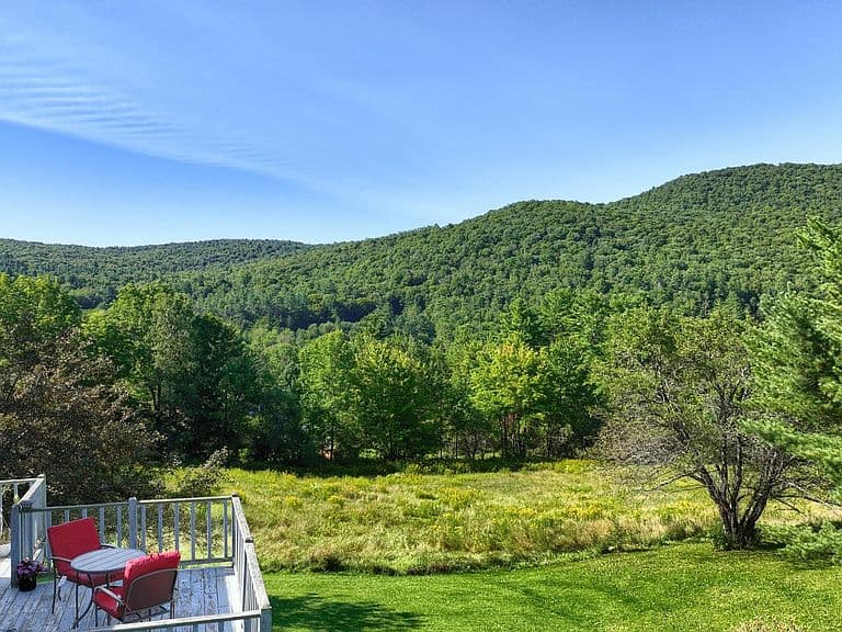 387 Wilmouth Hill Road photo 3
