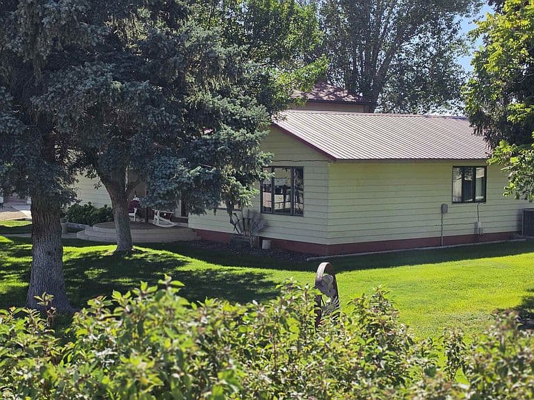 2162 South Flat Road photo 3