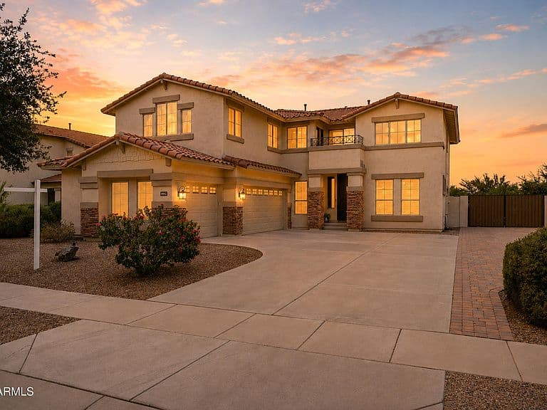 4562 S STAR CANYON Drive photo 1