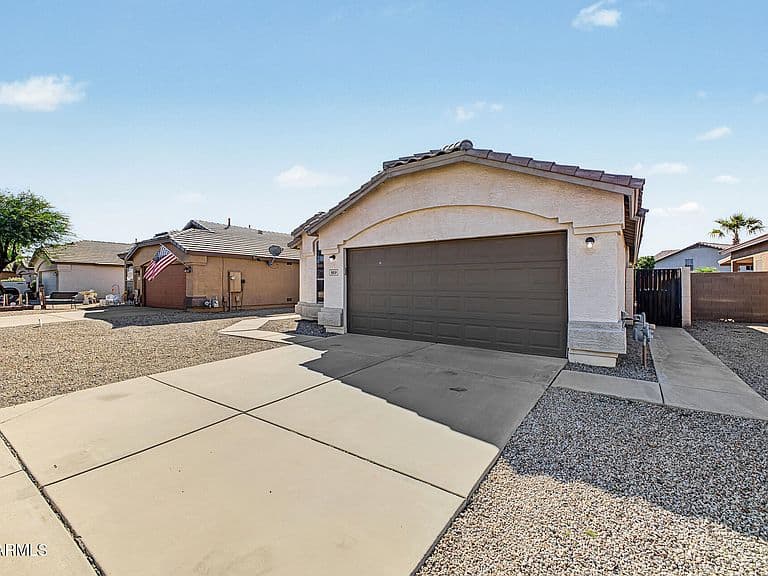 9819 E OLLA Avenue photo 4