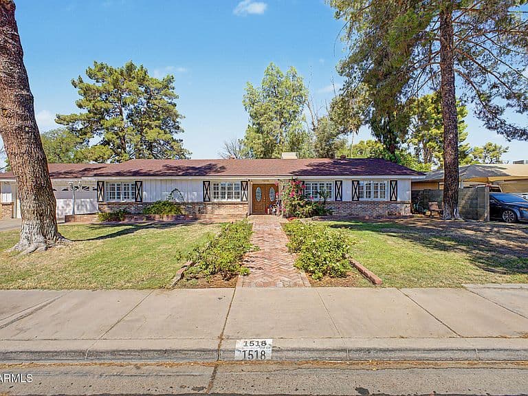 1518 N 24TH Street photo 3