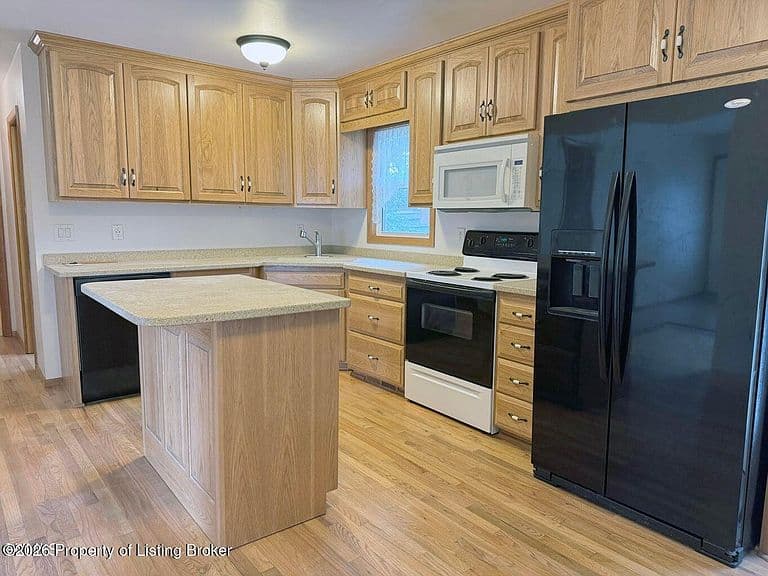 2108 Saint Benedict Dr photo 3