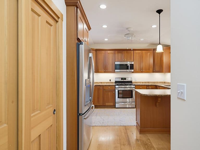 138 County Road photo 5