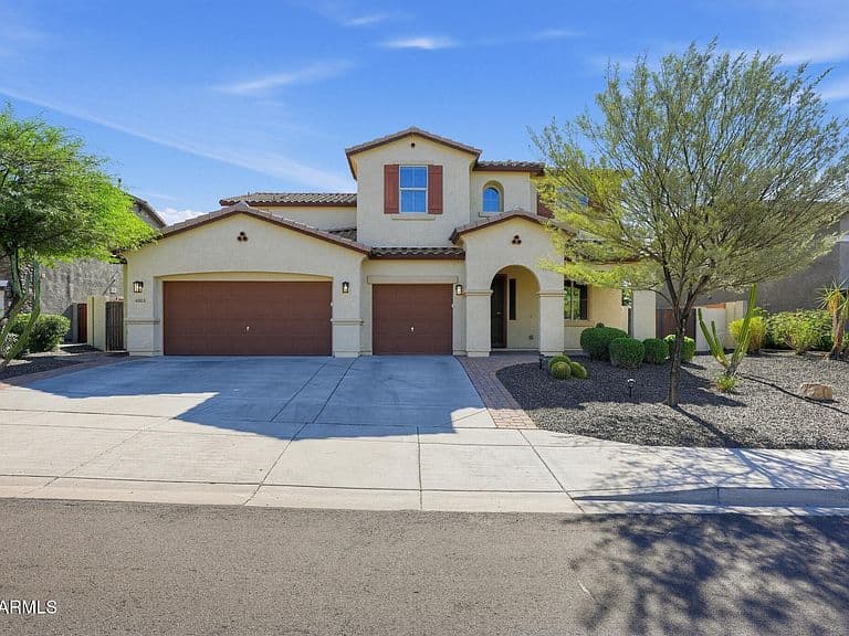 43813 N ERICSON Lane photo 2
