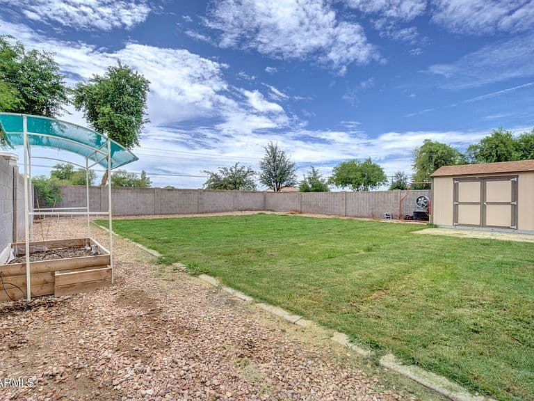 40110 N THOROUGHBRED Way photo 1
