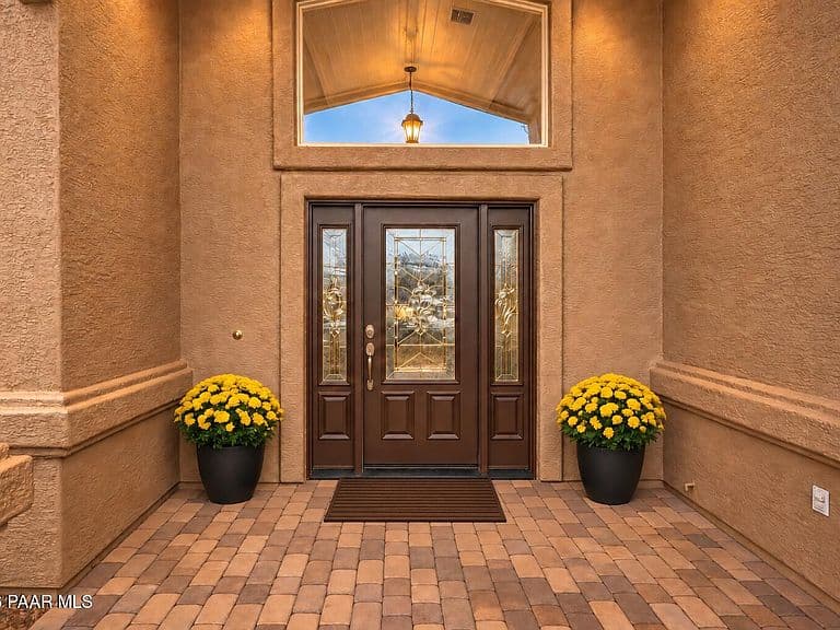 7215 E Park Ridge Dr photo 2