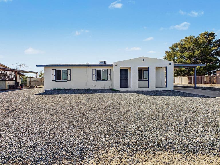 11060 N FALDALE Road photo 1