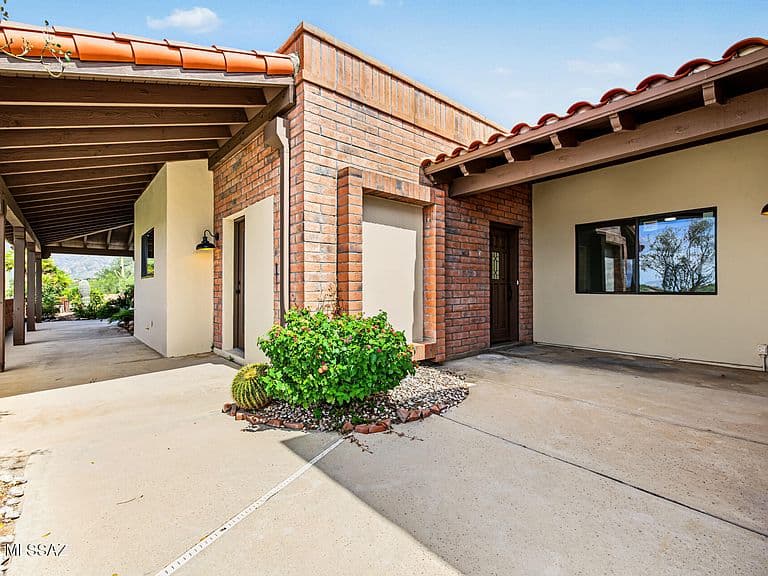 4061 N Via Bronzino photo 4