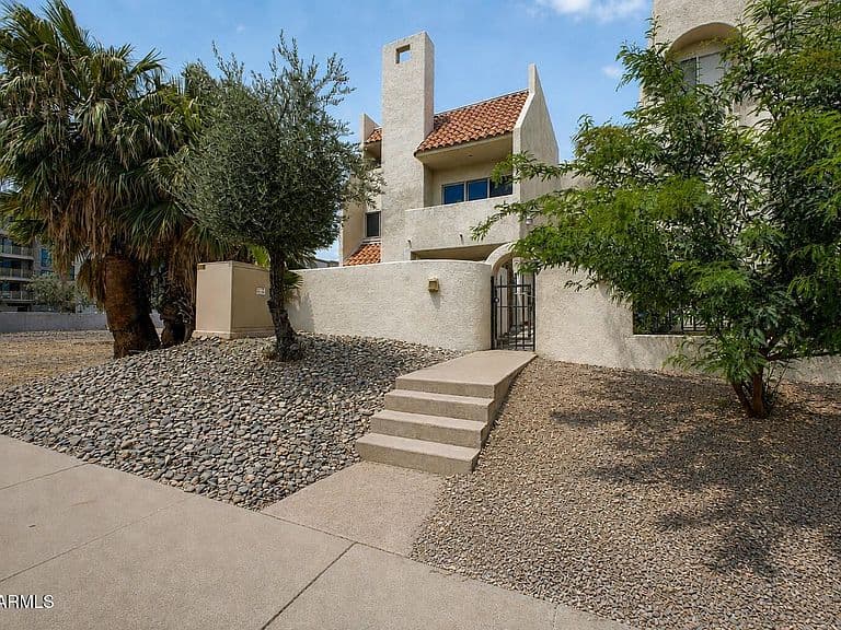 4330 N 5TH Avenue #216 photo 2