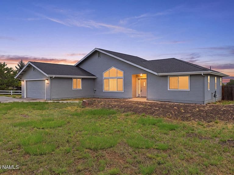 10975 Margaret Way photo 1