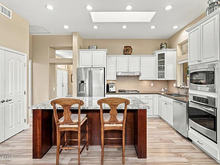 16012 W FALCON RIDGE Drive photo 4