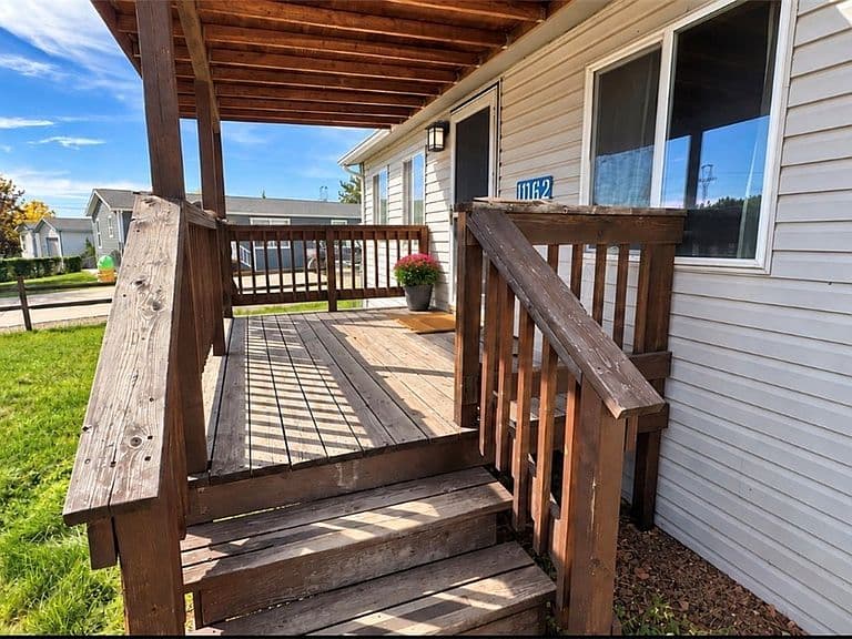 1062 Laramie Cir photo 2