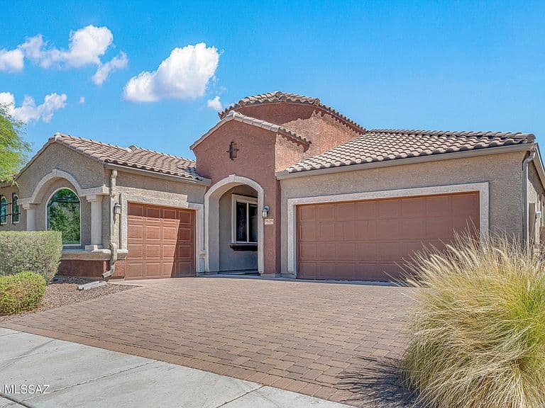 9639 N Melandra Way photo 3